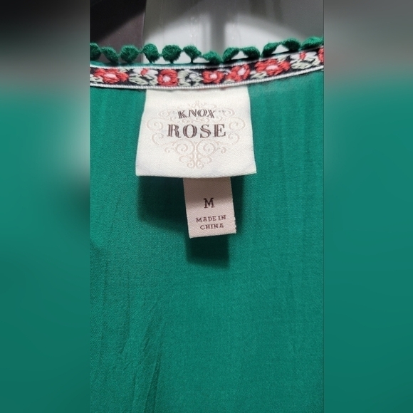 Knox Rose Green Summer Dress Size M V-Neck Knee Length - Picture 3 of 10